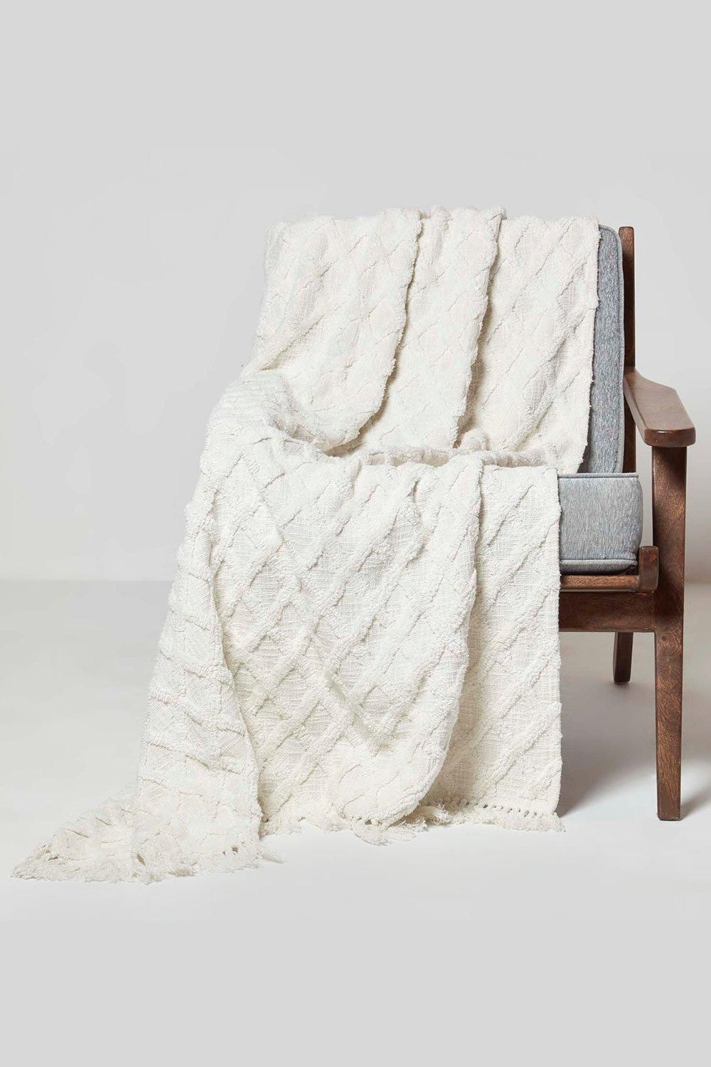 Homescapes Diamond Cotton Tufted Throw in White