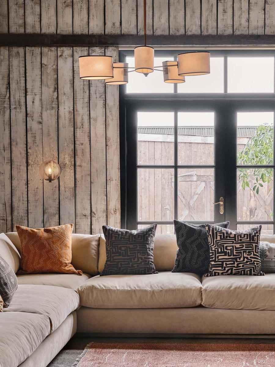 Dawbarn Chandelier