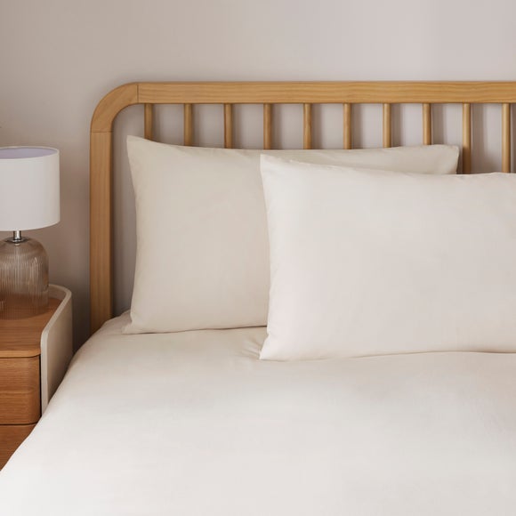Soft and Easycare Standard Pillowcase Pair