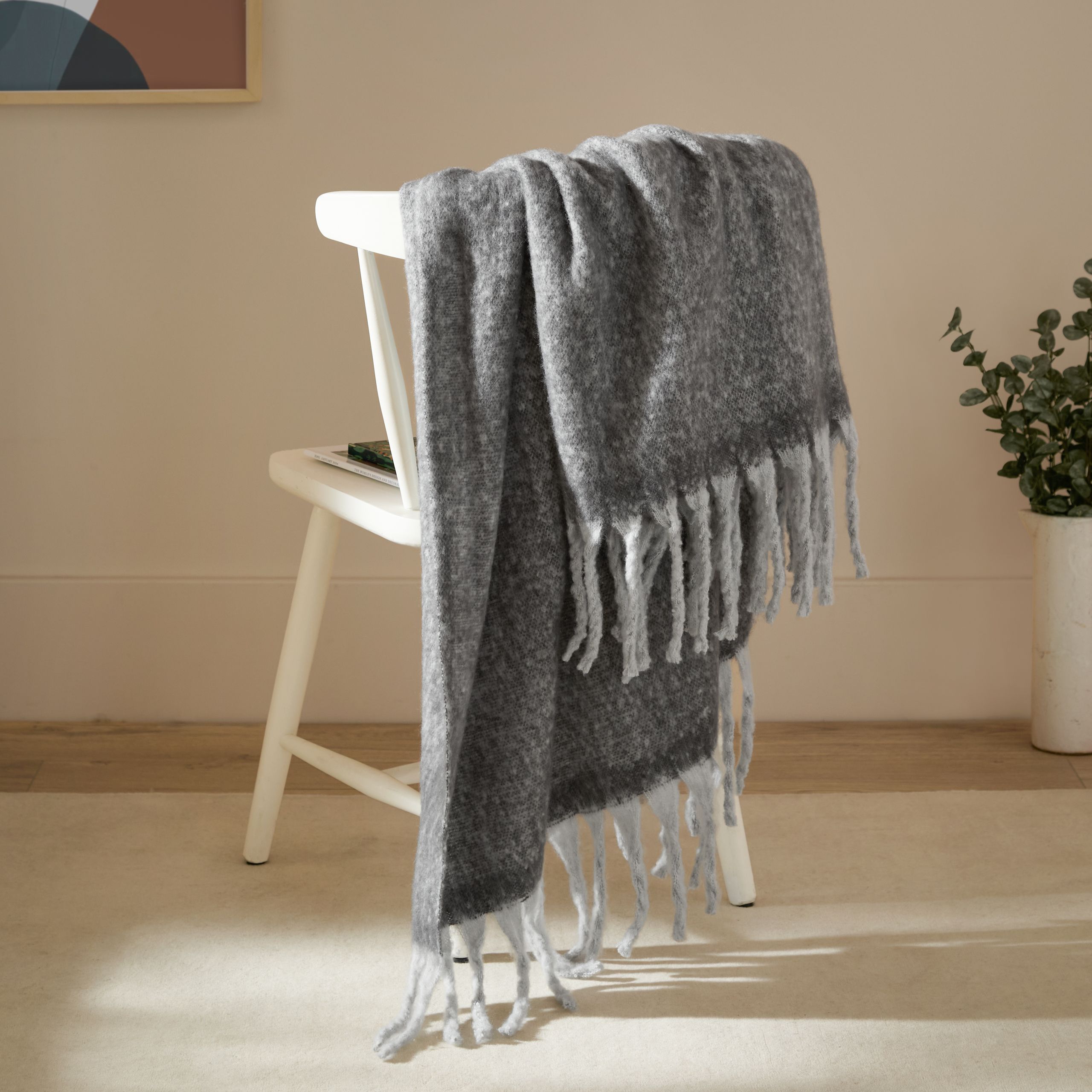 Furn Cozy Woven Tasselled Throw in Charcoal