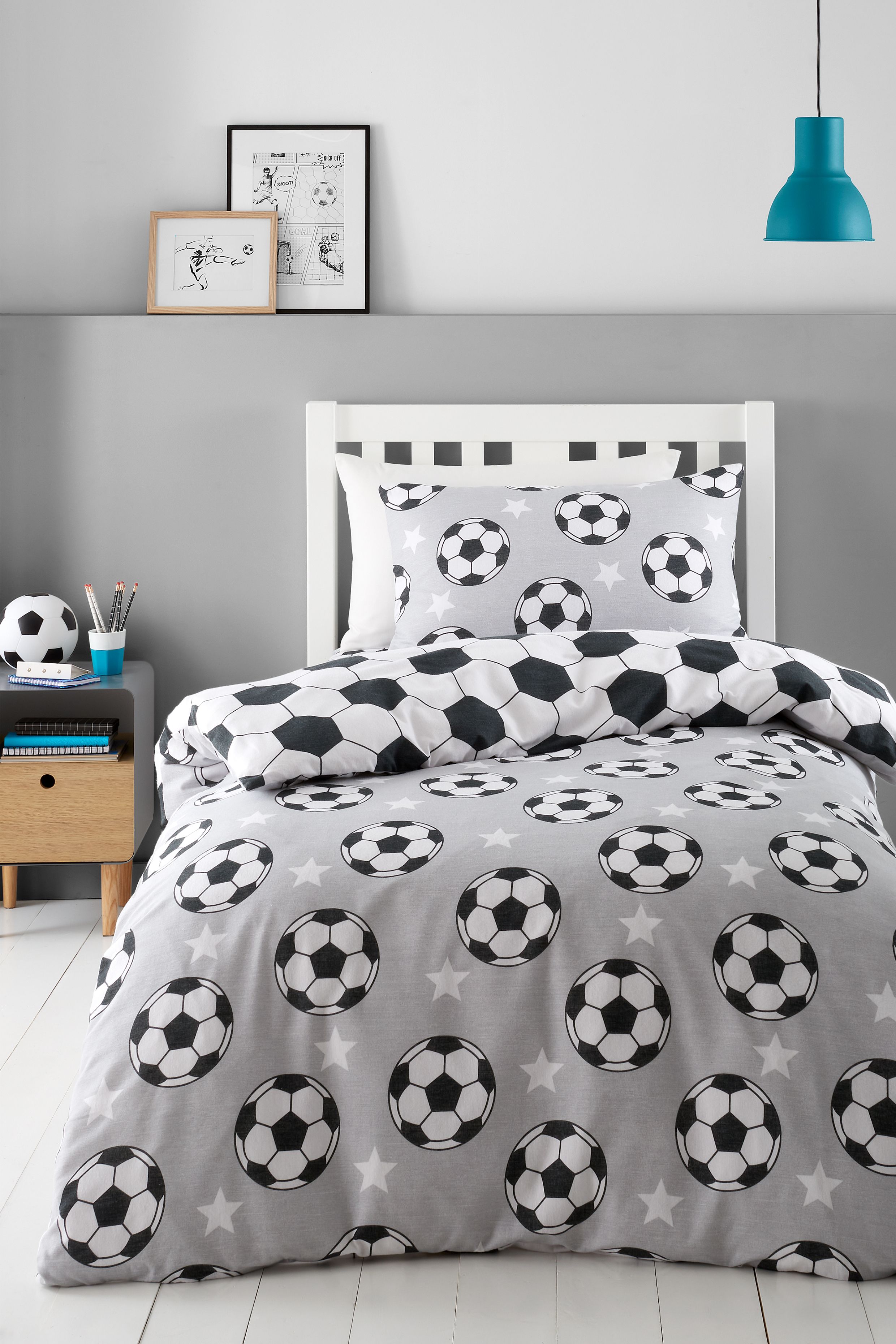 Catherine Lansfield 'Brushed Cotton Football Stars' Reversible Duvet Cover Set in Grey