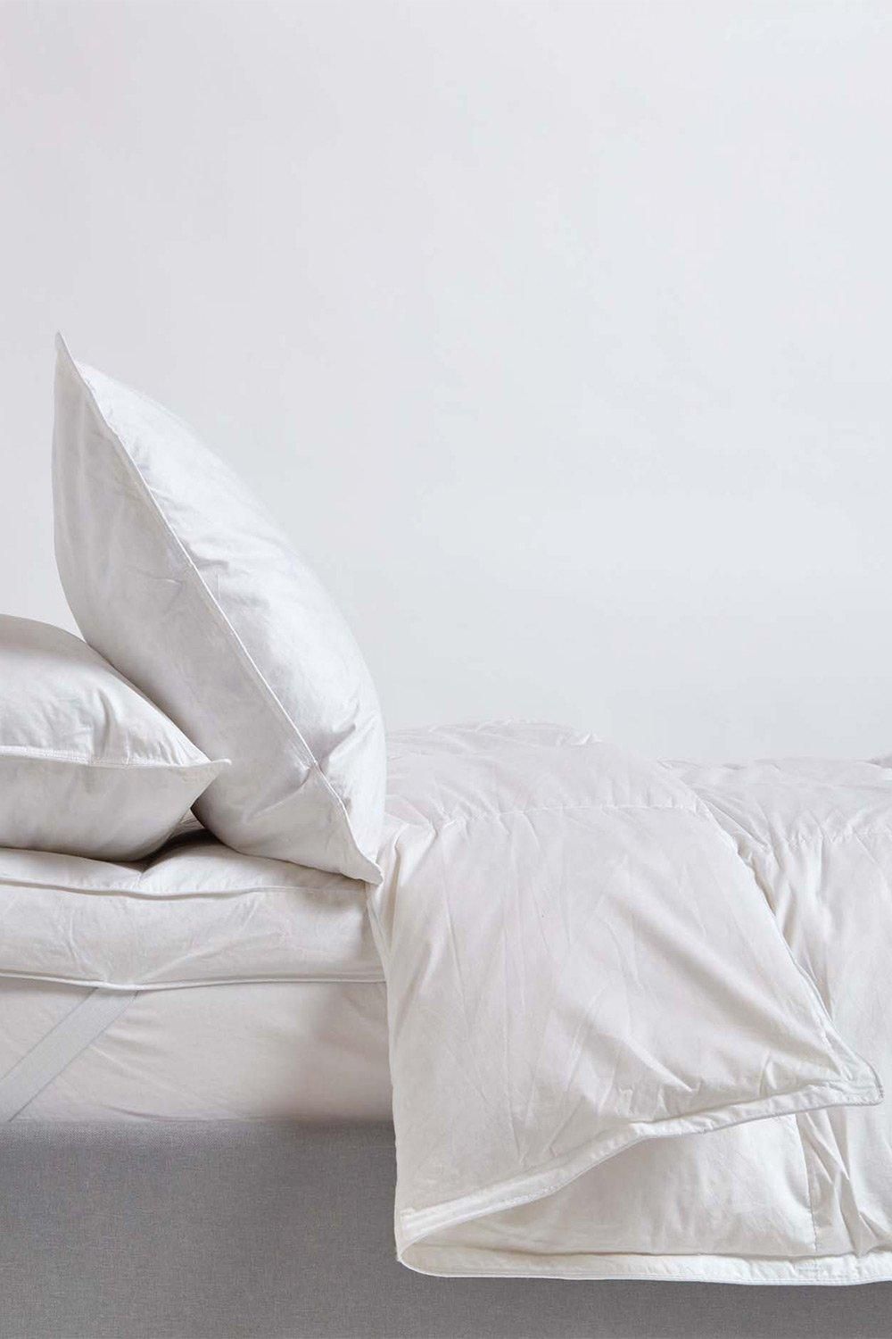 Homescapes Luxury White Duck Down 10.5 Tog Autumn Duvet 3