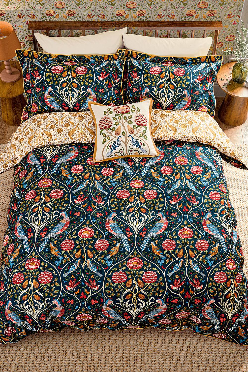 Morris & Co 'Seasons By May Indigo' Cotton Duvet Cover Set in Indigo