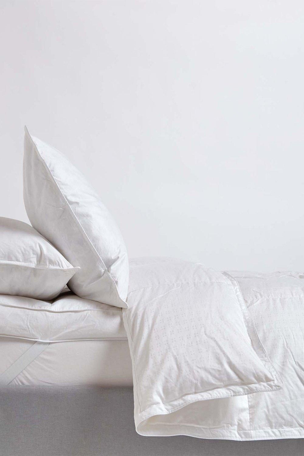 Homescapes Premium White Goose Down 10.5 Tog Autumn Duvet 3