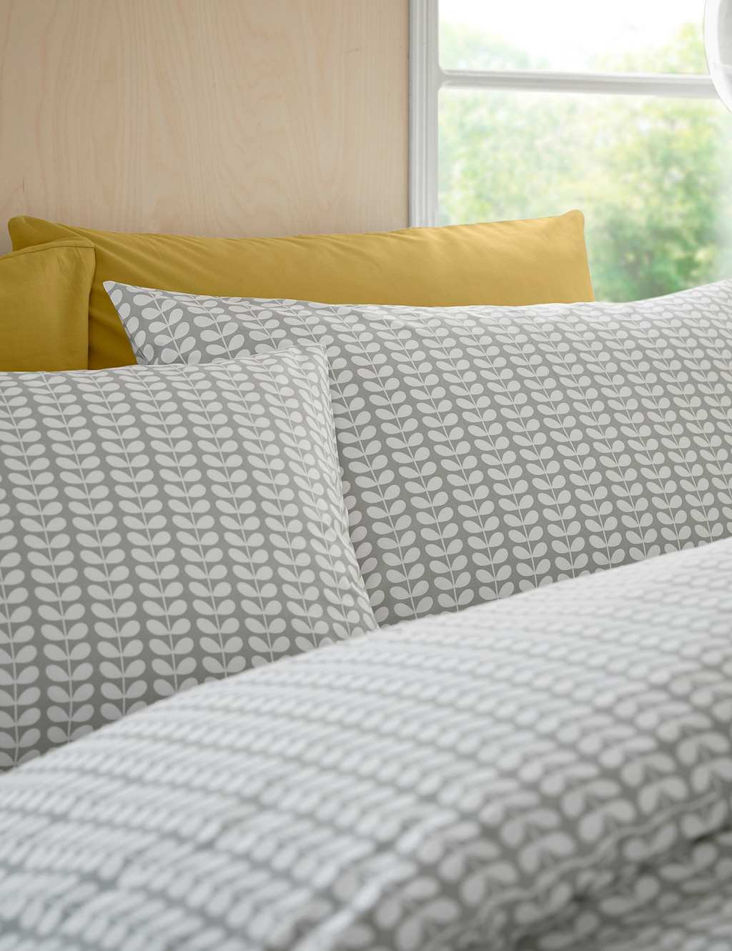 Orla Kiely 2 Pack Pure Cotton Floral Pillowcases Light Grey Mix