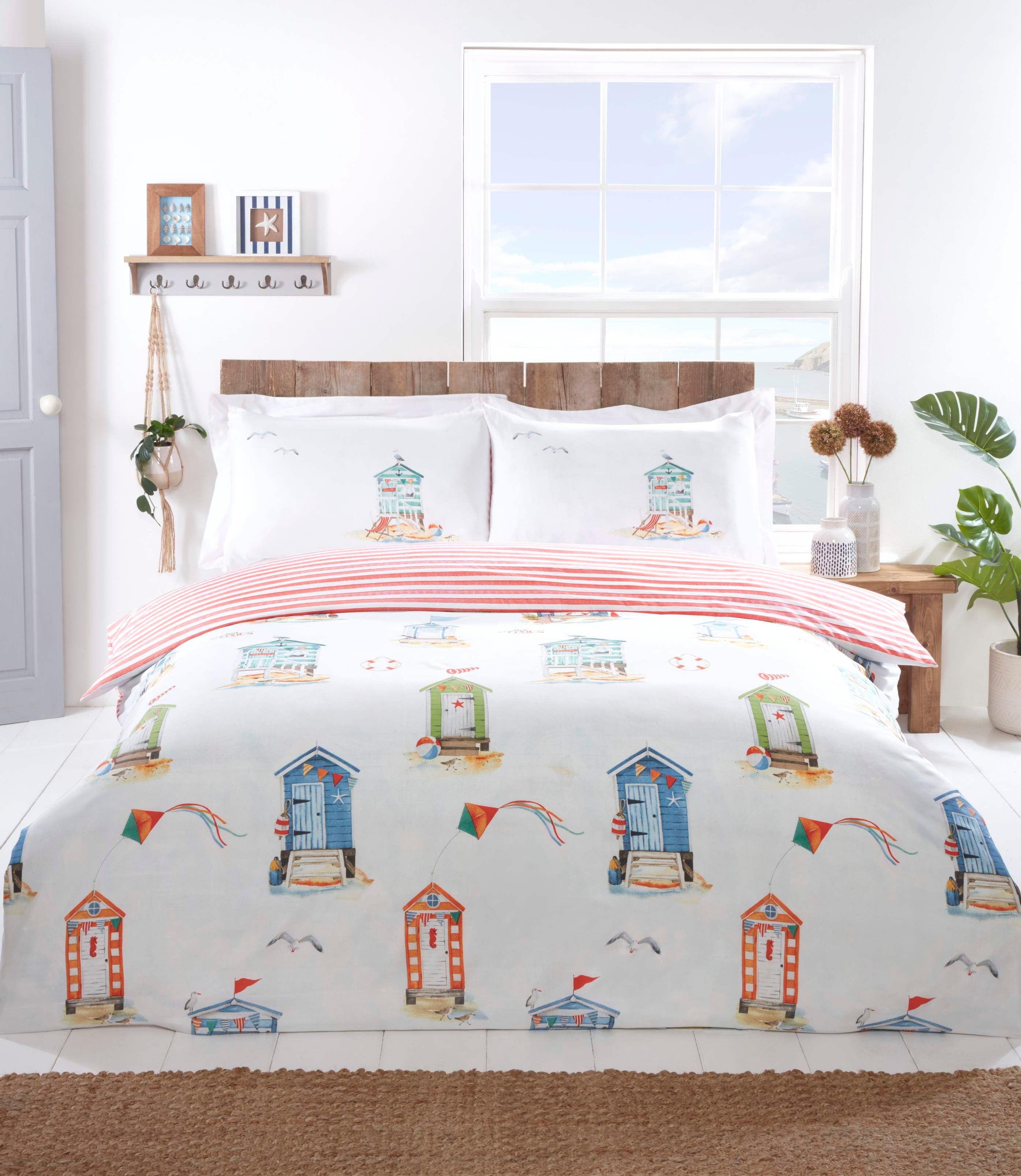 Rapport Home Padstow Polyester Duvet Cover Set with Pillowcase in White