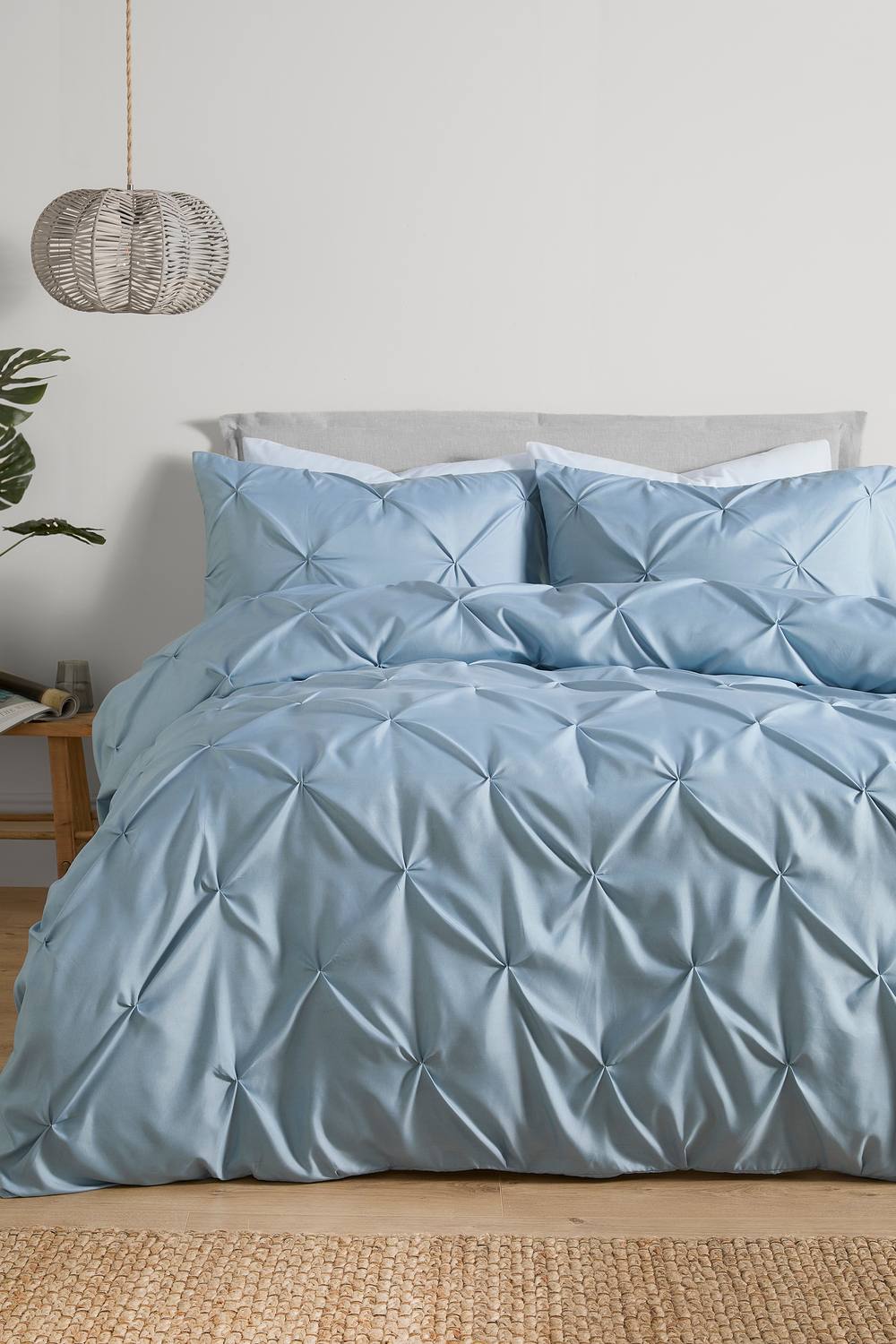 Serene 'Lara' Luxury Ruched Duvet Cover Set in Blue