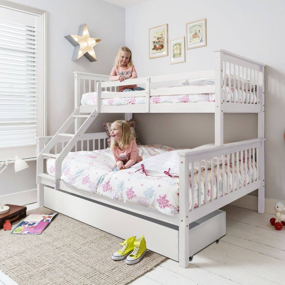 Nöa and Nani Hanna Triple Bunk Bed with Flo Pull Out Trundle in White