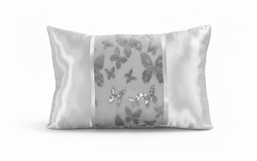 Snug City Duvet Cover Embroidery Set Luxury Bedding with Matching Pillowcases in Silver