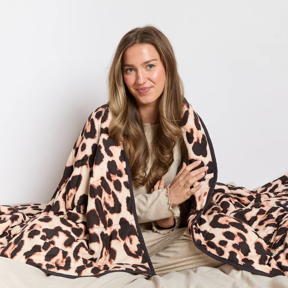OHS Leopard 8kg Weighted Blanket Sensory Sleep Therapy Quilted Throw in Brown