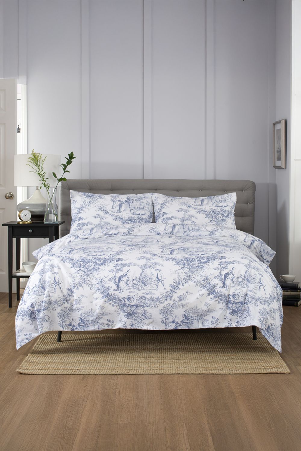 The Lyndon Company Toile De Jouy Luxurious 200 Thread Count 100% Cotton Duvet Cover | Deyongs 1846 in Blue