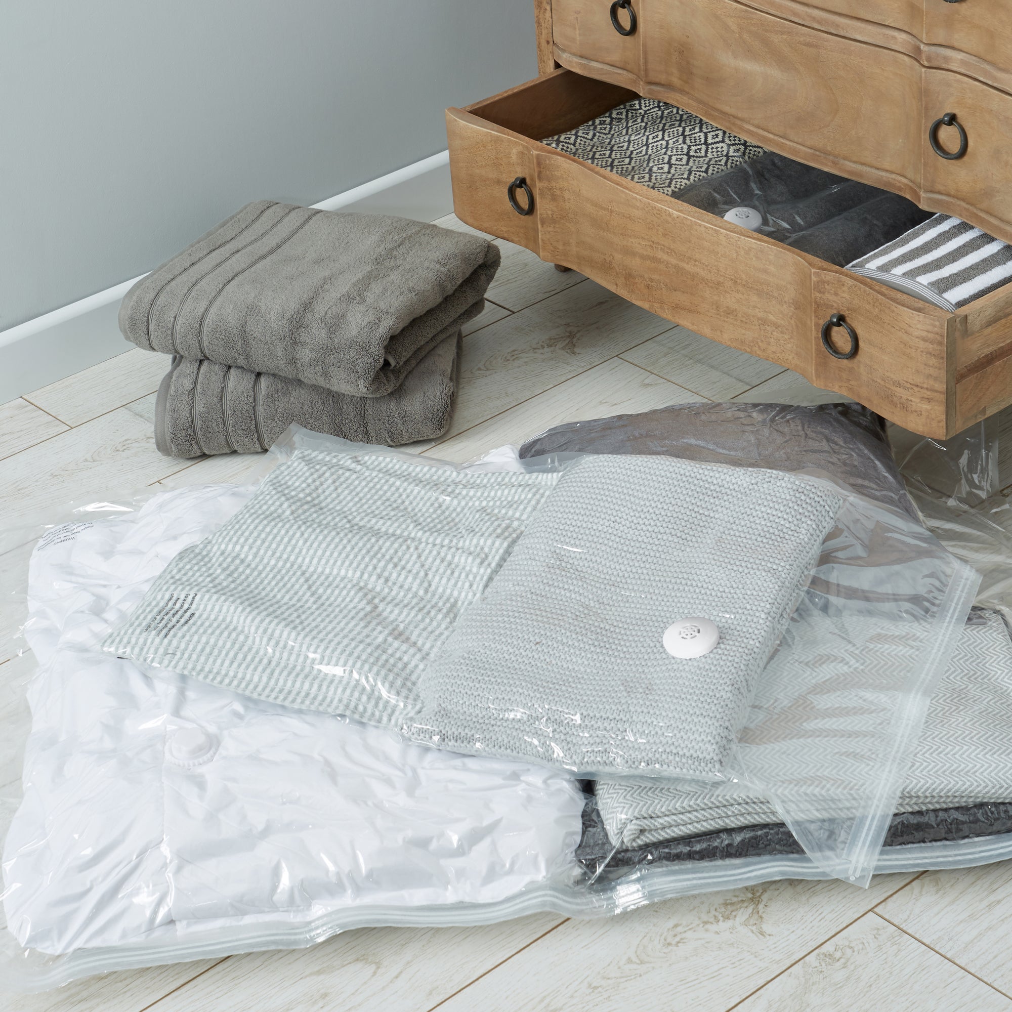 Set of Two Vacuum Travel Roll Storage Bags Clear