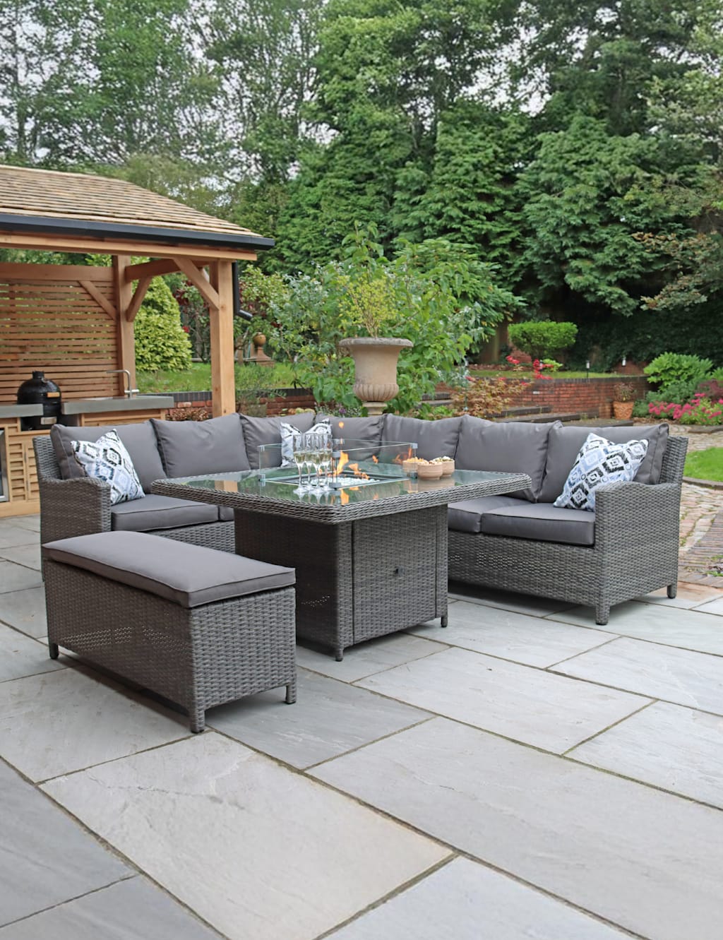 Royalcraft Paris Deluxe Firepit Dining Set Grey