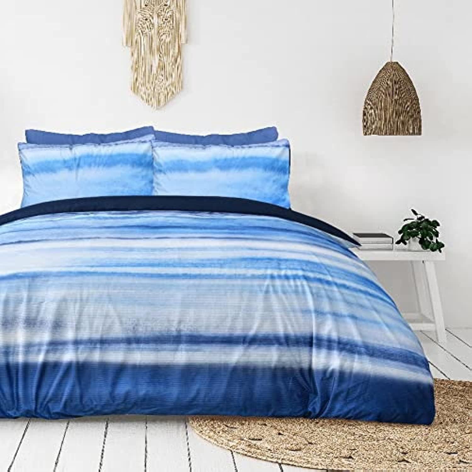 Smart Living Luxury Hotel Quality Reversible Ribbed Velvet Duvet Cover with Pillowcases in Blue