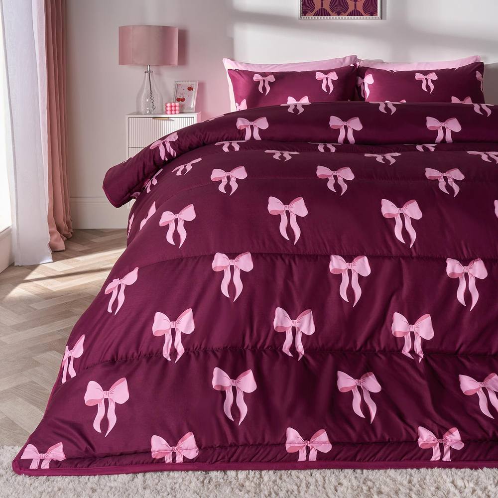 OHS Bows 10.5 Tog Coverless Duvet with Pillowcase Bedding Set in Burgundy