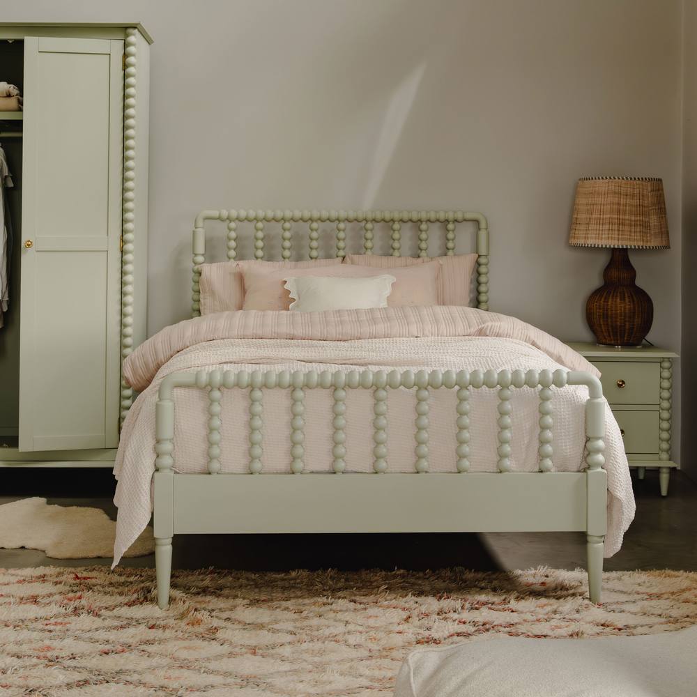 Statement Furniture Cromwell 4ft6 Wooden Bed Frame with Bobbin Design Head & Footboards in Light Green