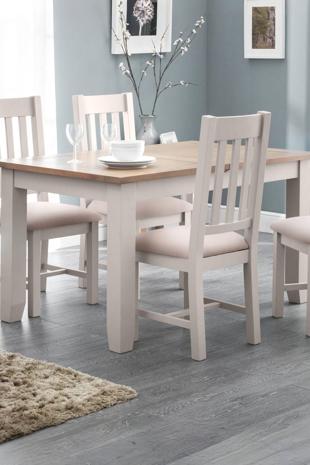 Julian Bowen Richmond Rectangular Extending 4-6 Seater Dining Table in Light Grey