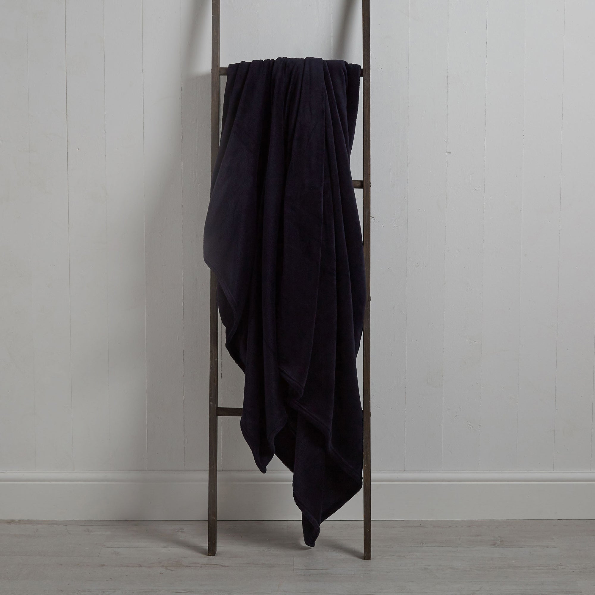Seriously Soft 220cm x 220cm Throw Indigo (Blue)