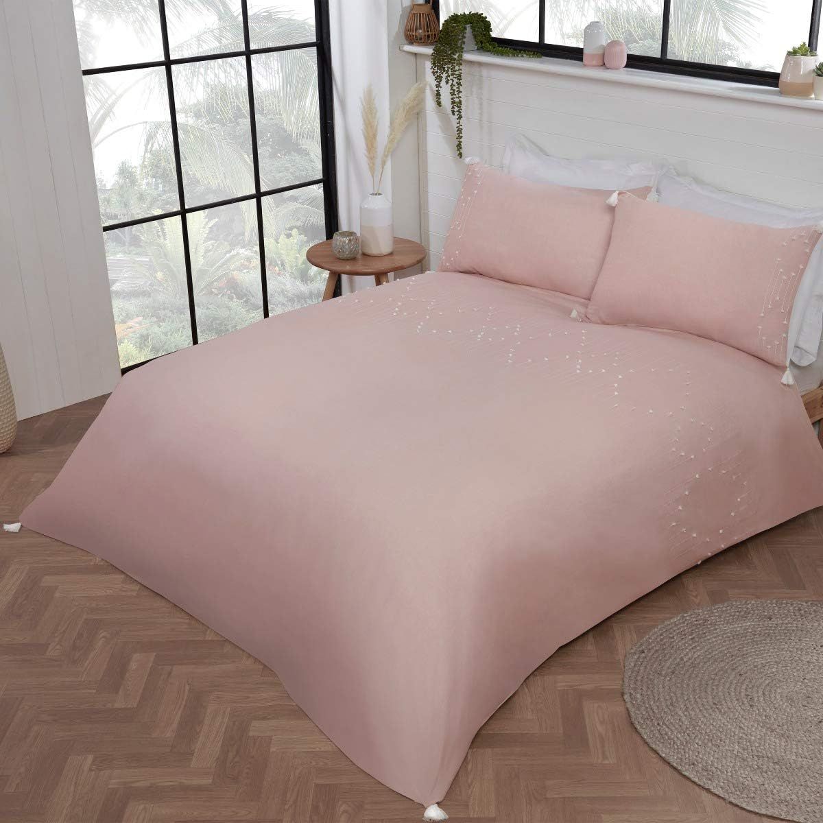 Smart Living Luxury Hotel Quality Boho Embroidered Tassels Duvet Cover with Pillowcases in Pink