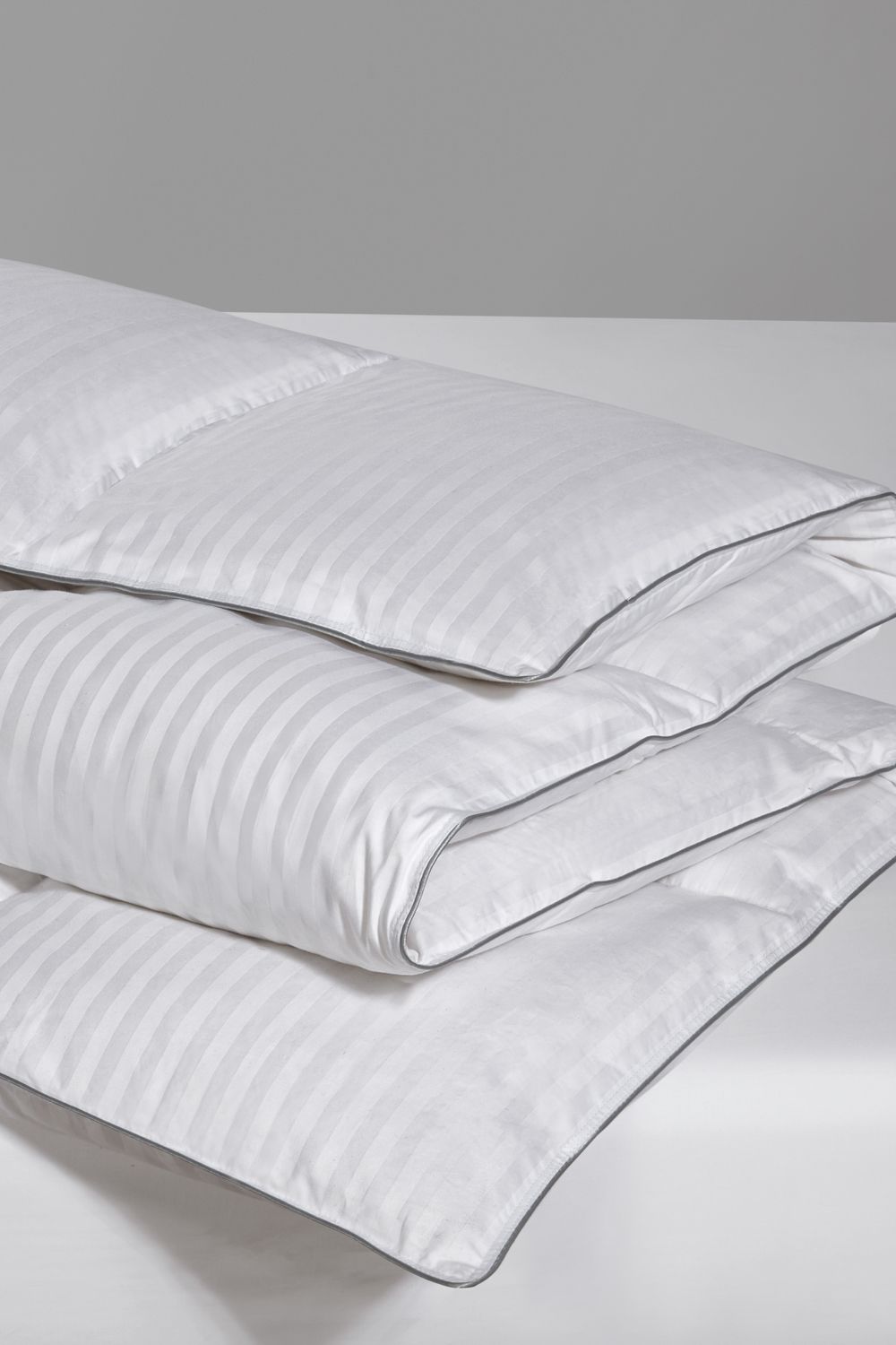 BHS 5 Star Hotel Collection 10.5 Tog White Goose Down Duvet 4