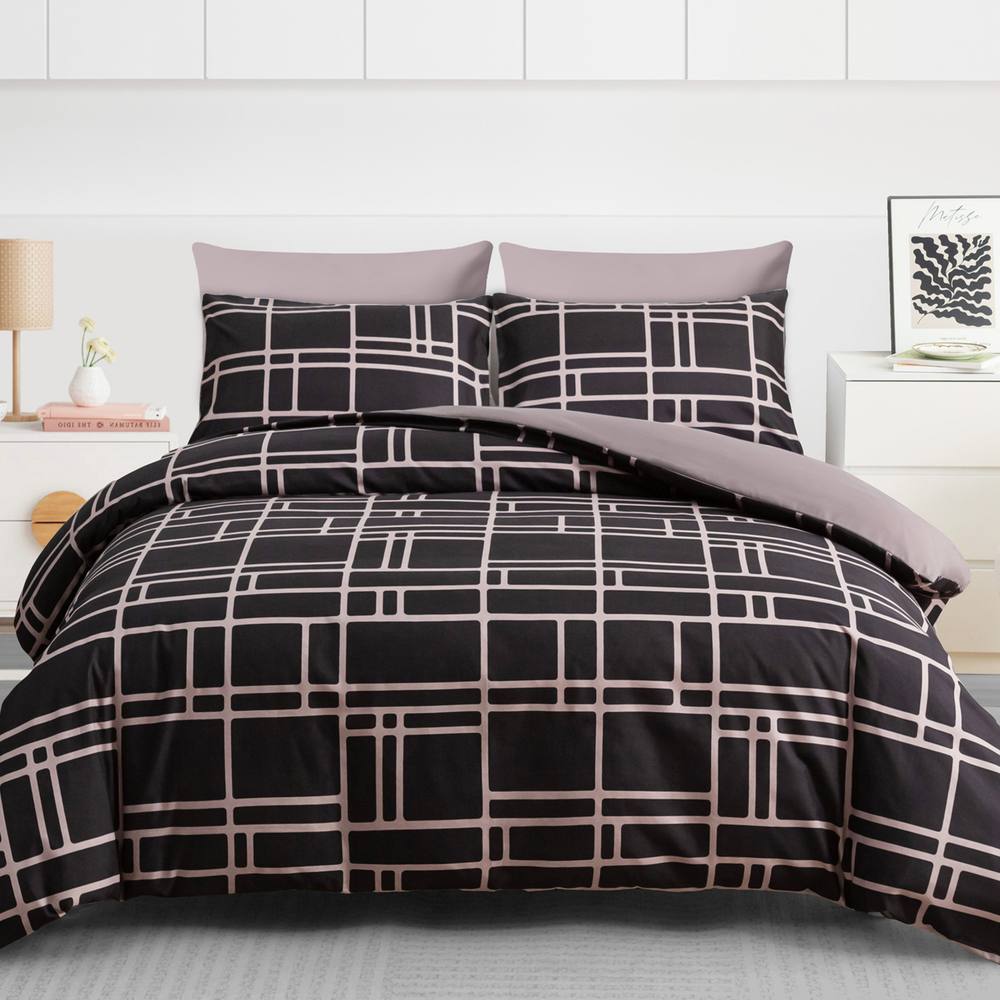 Pamposh Double Brushed Microfibre Duvet Cover Set With Zipper Closure in Light Brown