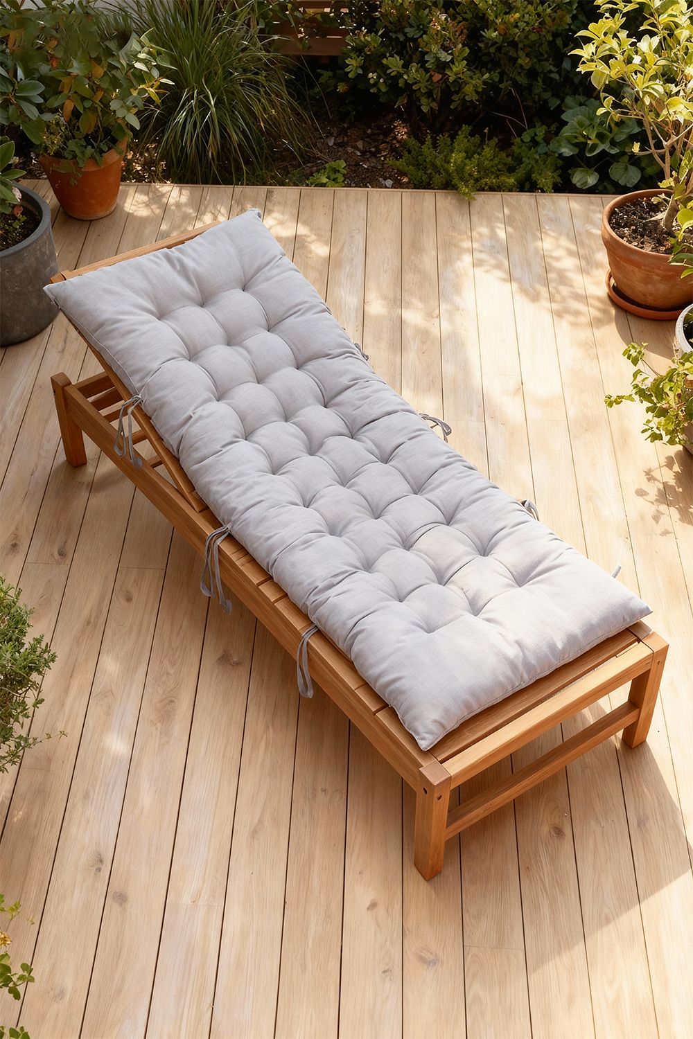 Living and Home 40x110cm Grey Garden Beach Cushion Sun Lounger Cushion with Straps for Recliners, Beach & Office Chairs