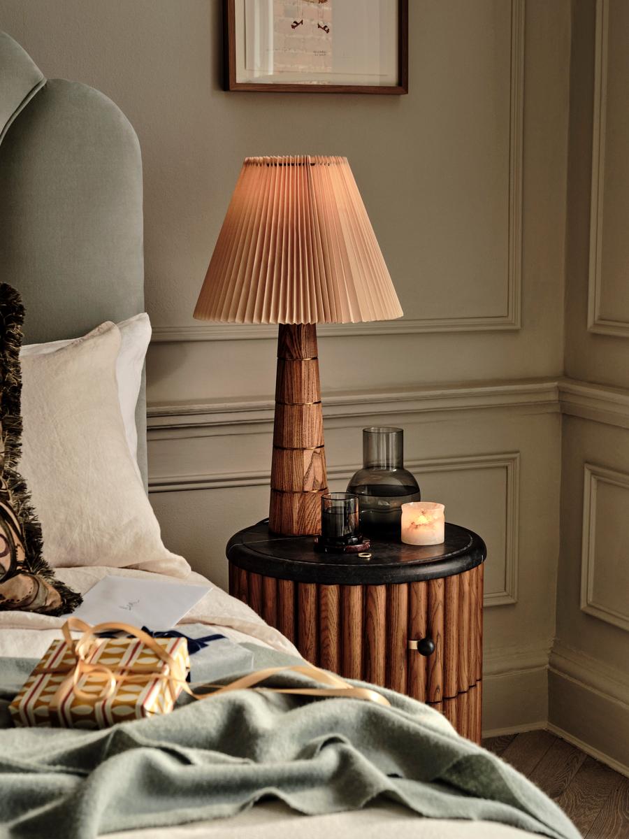 Facet Table Lamp