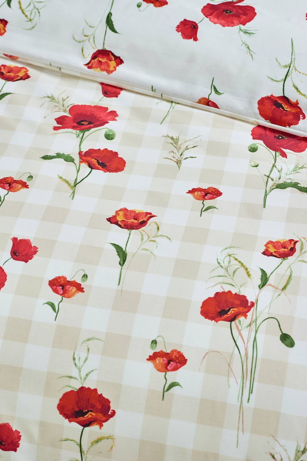 Catherine Lansfield Poppy Floral Reversible Duvet Cover Set in Red 4