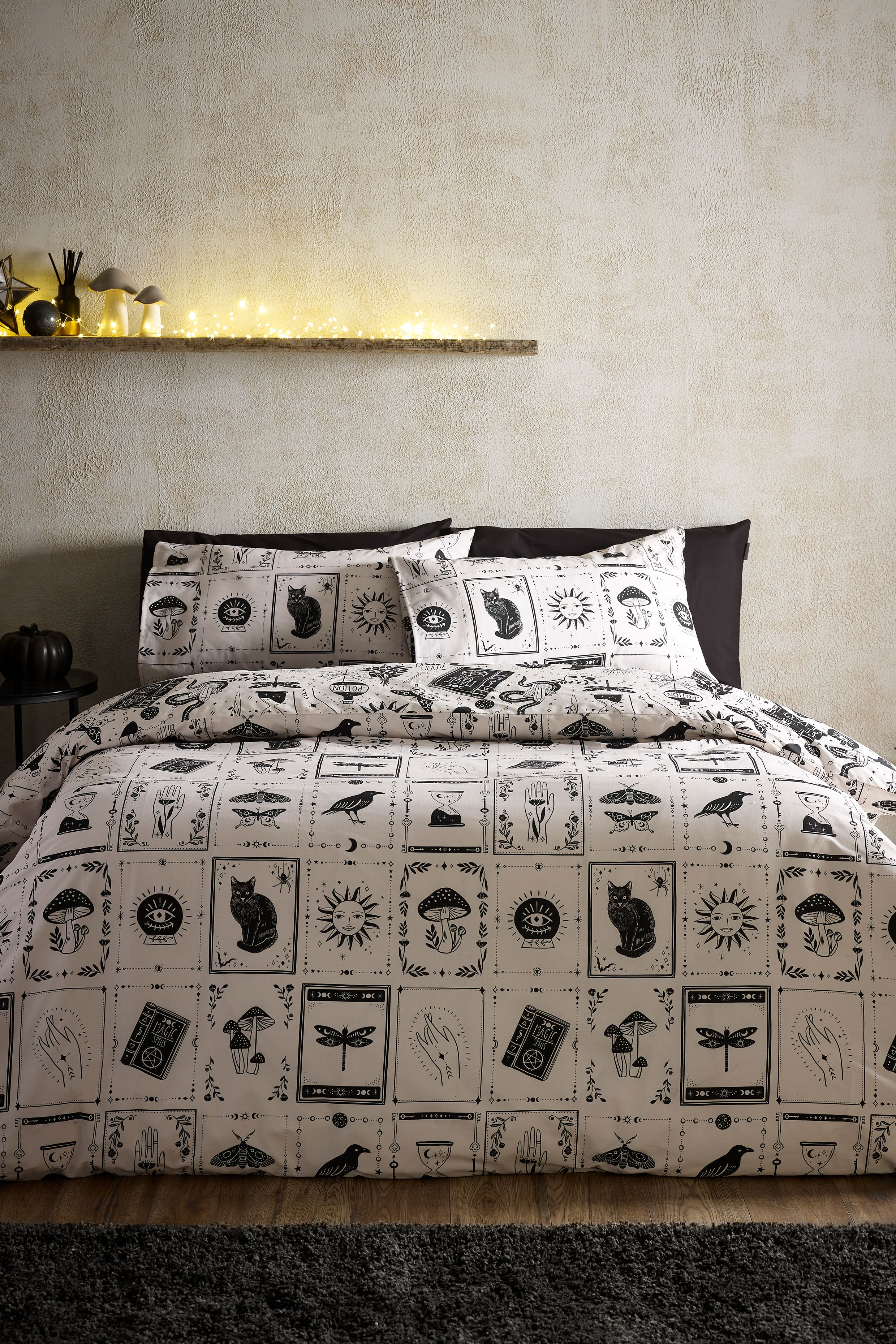 Catherine Lansfield 'Enchanted Witchcraft' Reversible Duvet Cover Set in Black 2