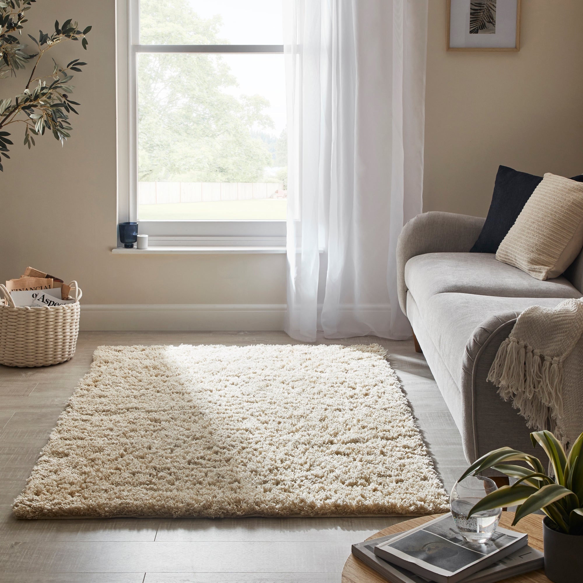 Jasper Fluffy Rug Ivory