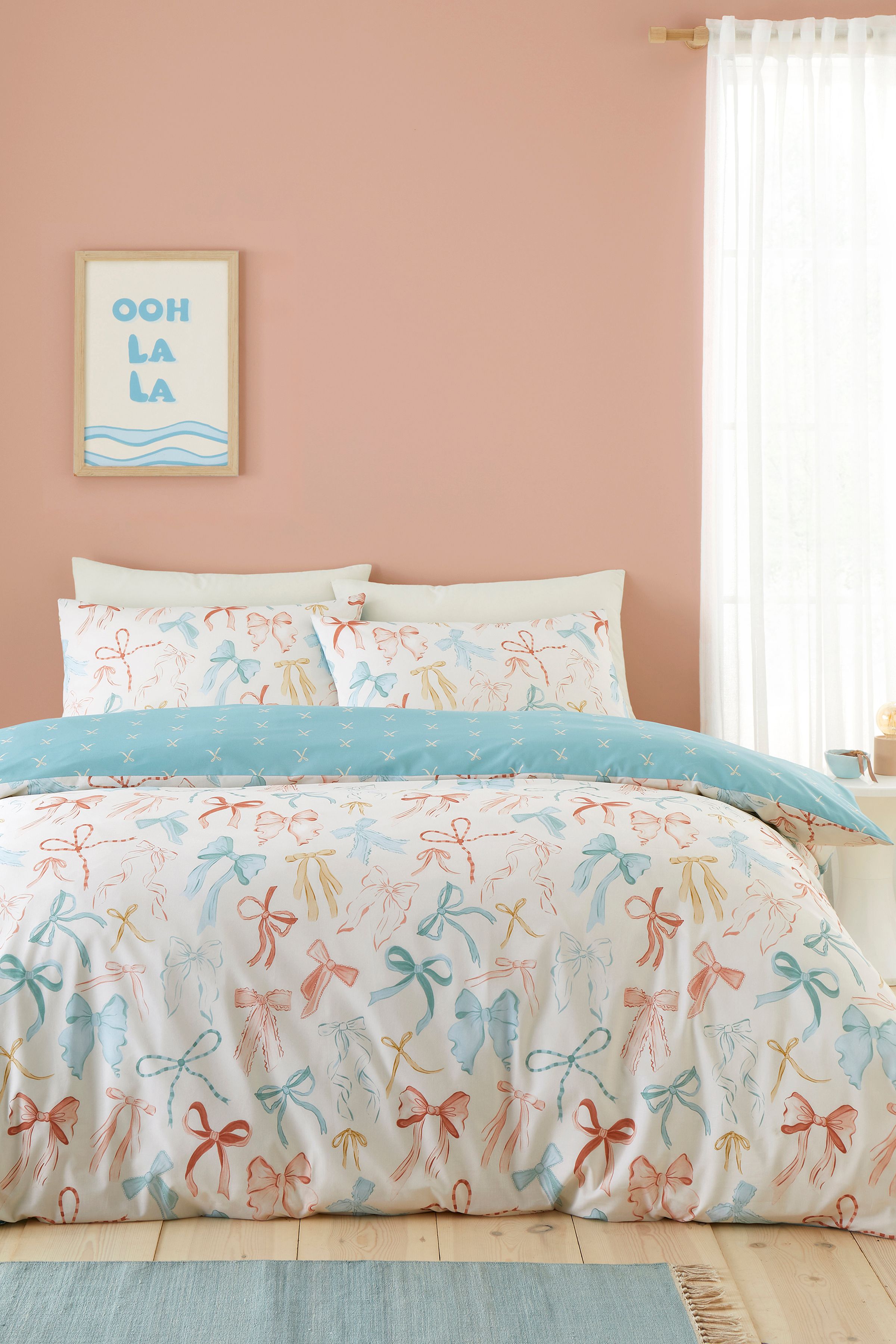 Fusion 'Evelyn' Bow Print Reversible Duvet Cover Set