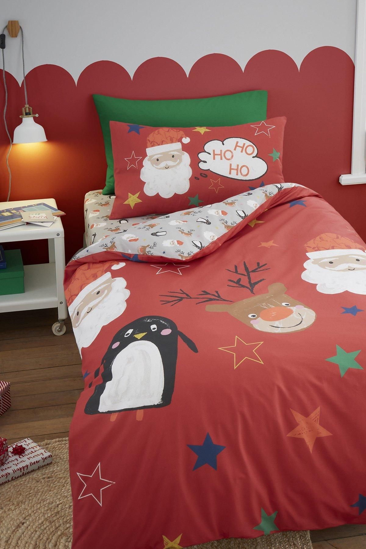 Bedlam 'Ho Ho Ho' Festive Print Duvet Cover Set in Red