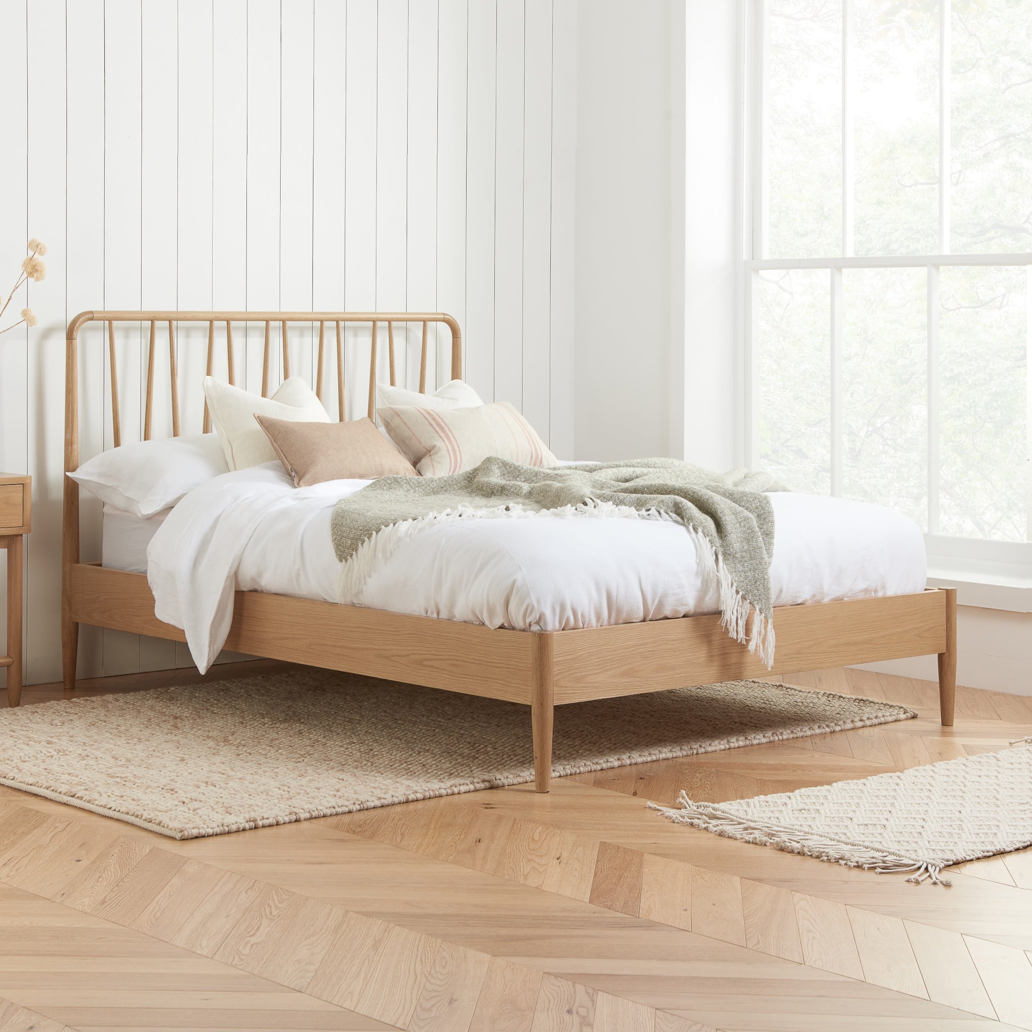 Jesper - Super King Size - Spindle Bed - Oak - Wooden - 6ft - Happy Beds