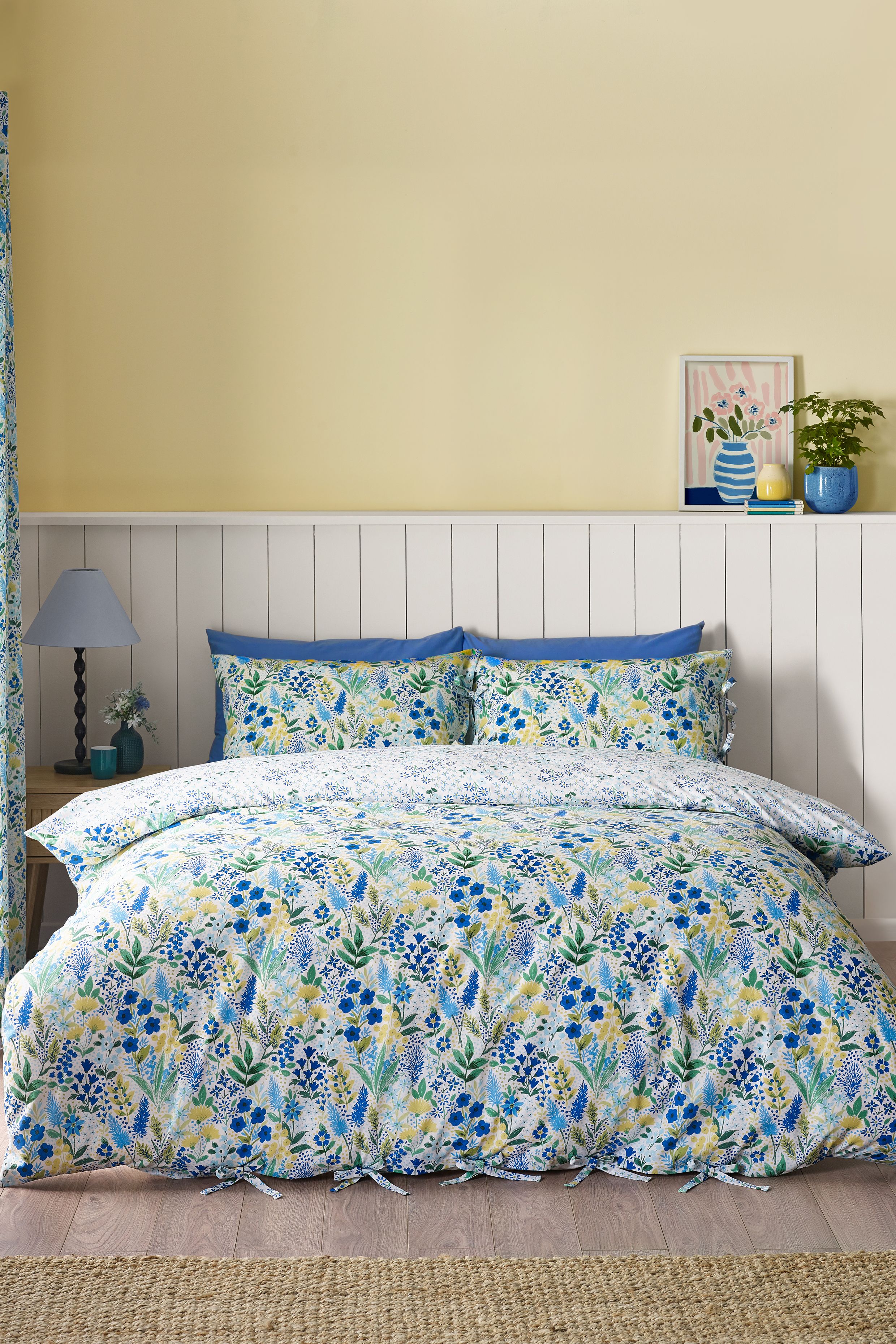 Catherine Lansfield 'Tilly Floral' Reversible Duvet Cover Set in Blue