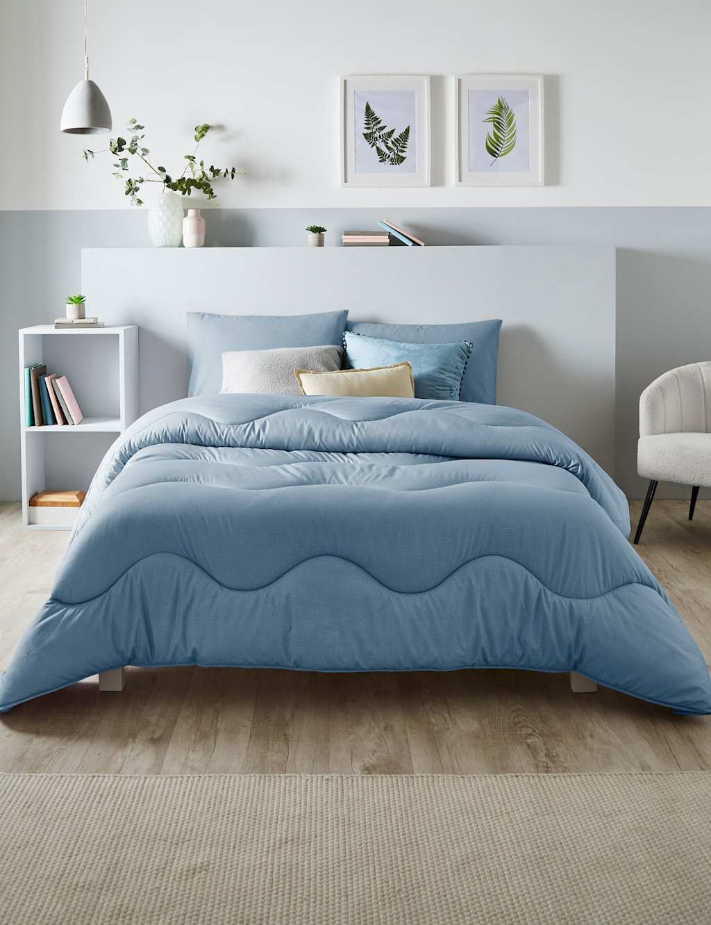 Night Lark 10.5 Tog Coverless Duvet Light Blue