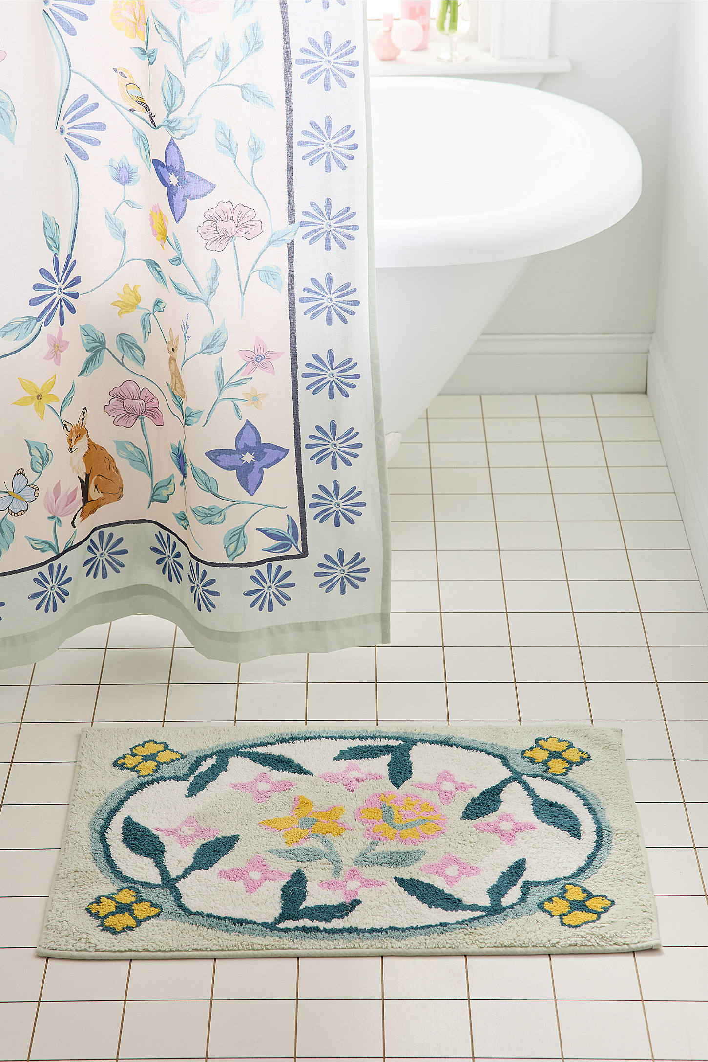 Xenia Floral Bath Mat - Light Blue
