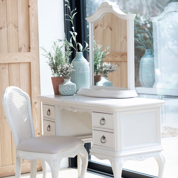 Willis and Gambier Etienne Dressing Table