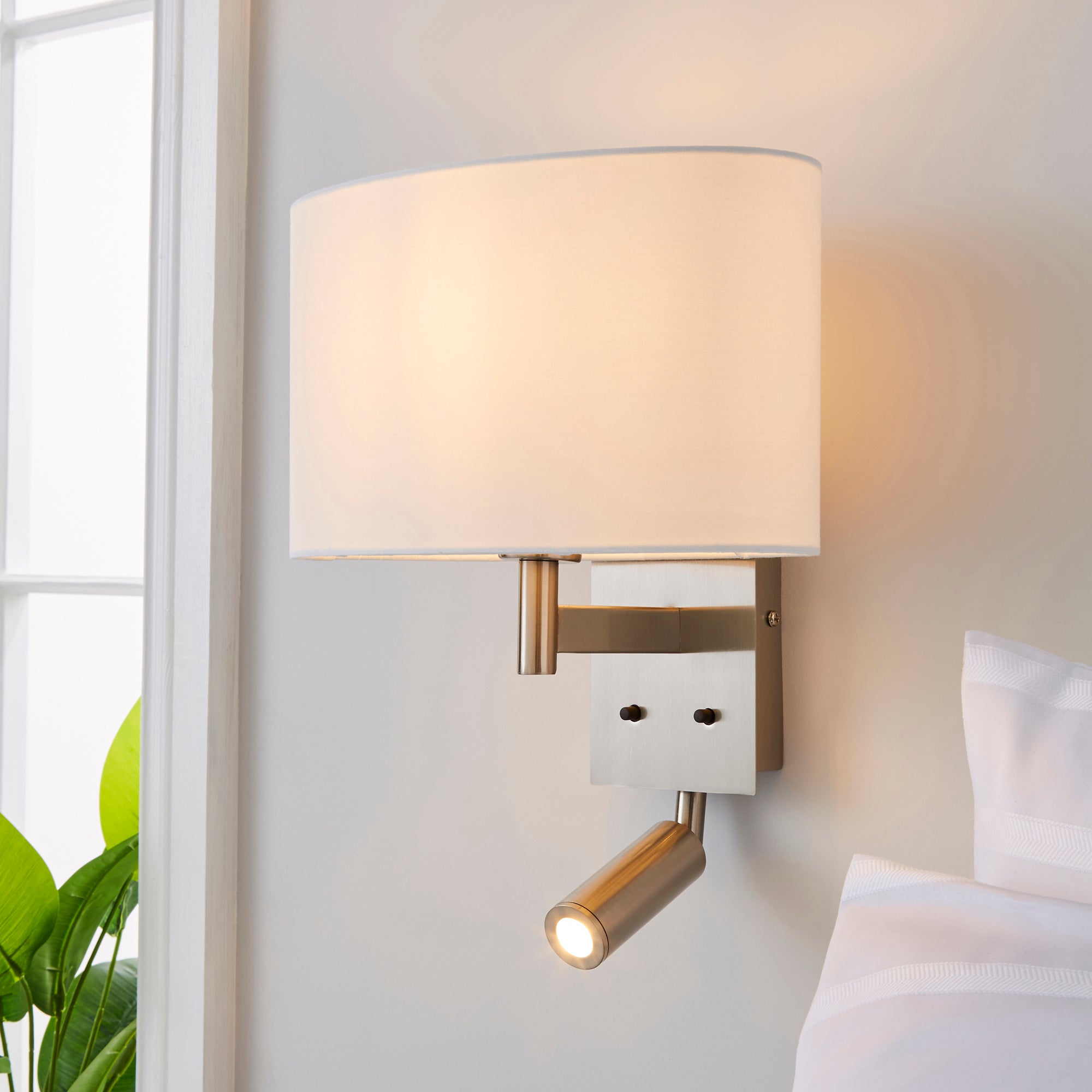 Reader Shaded Wall Light