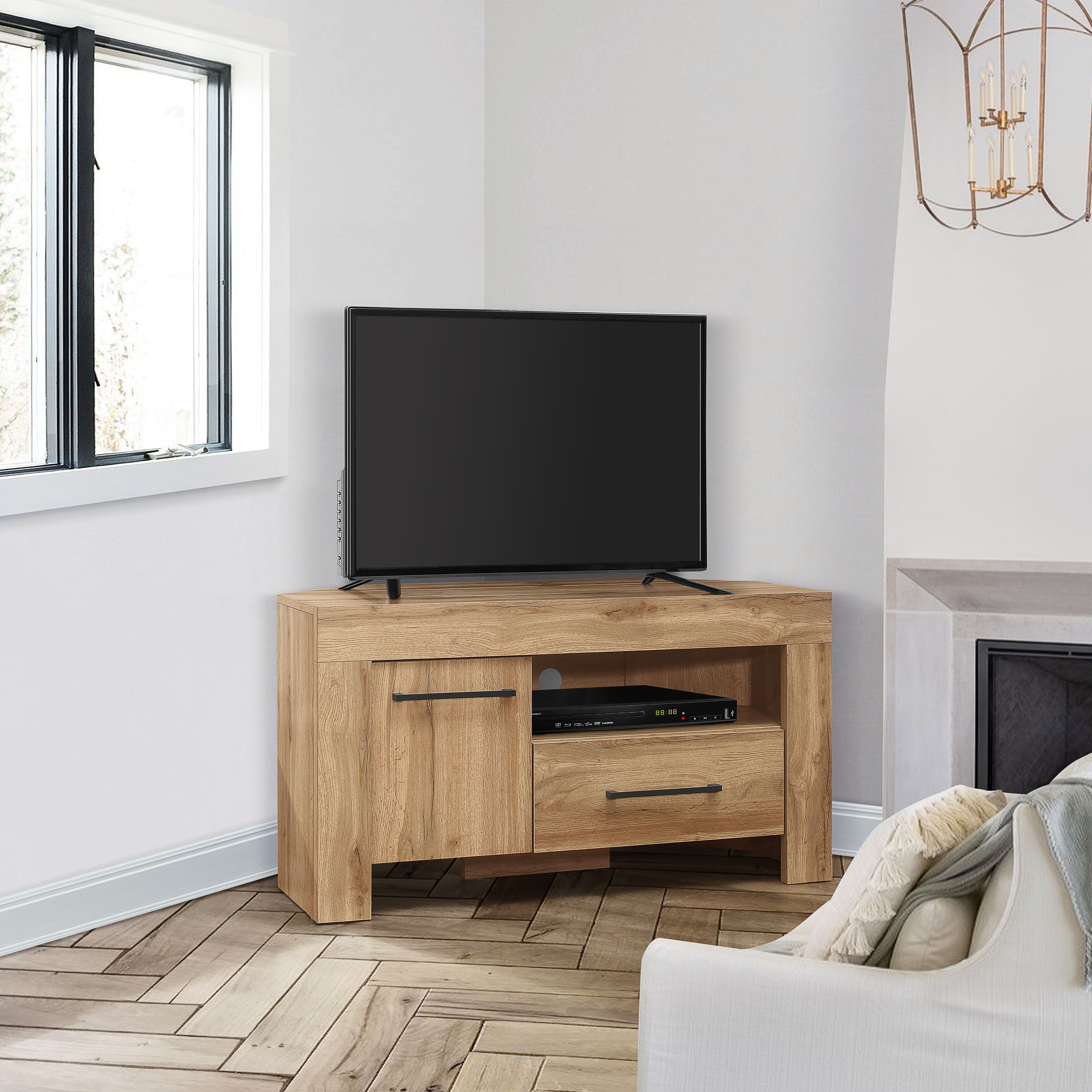 Birlea Oak Corner TV Unit Wide Compton Widescreen Entertainment Unit in Brown