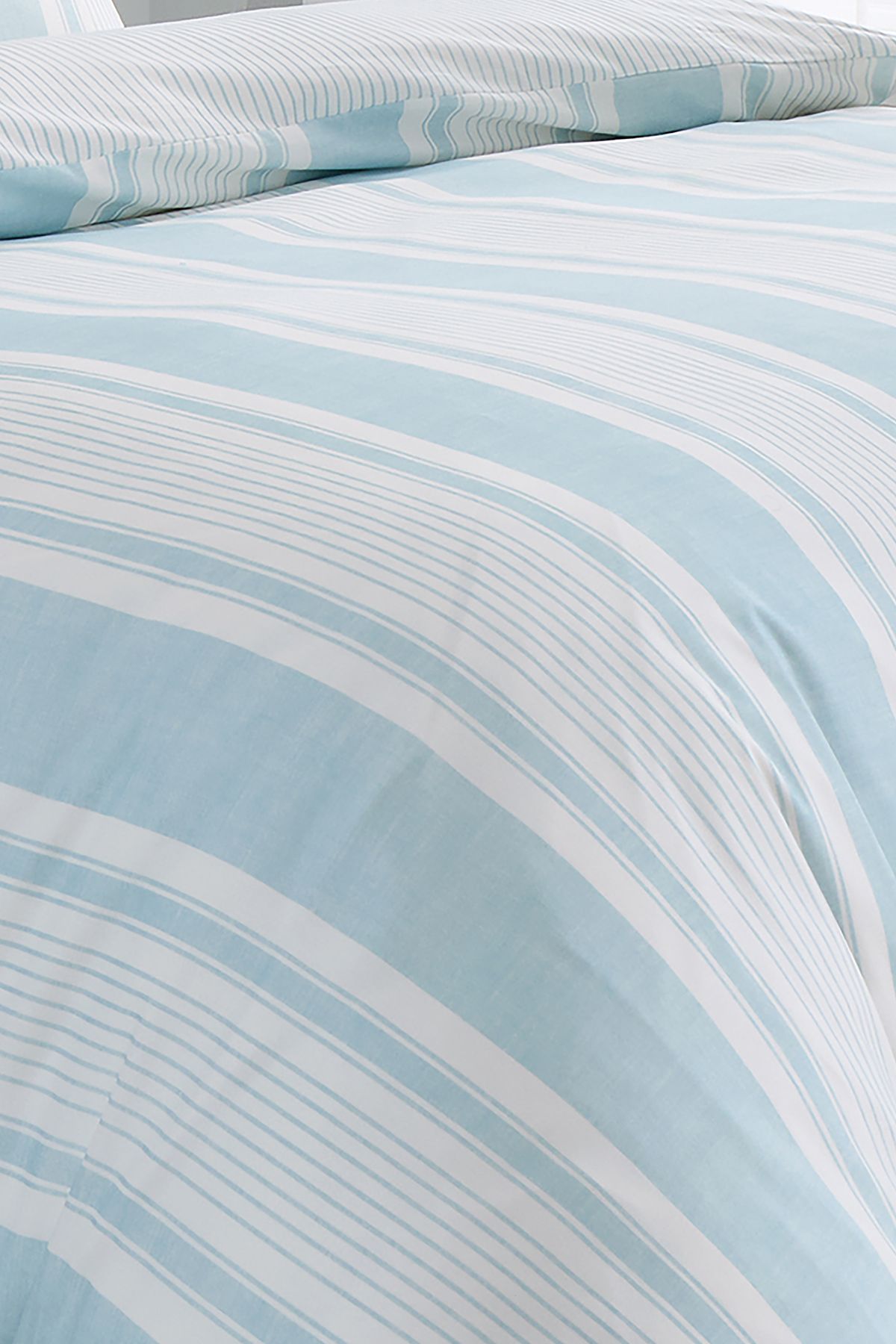 Dreams & Drapes 'Finlay Stripe' Easy Care Striped Duvet Cover Set in Blue 3