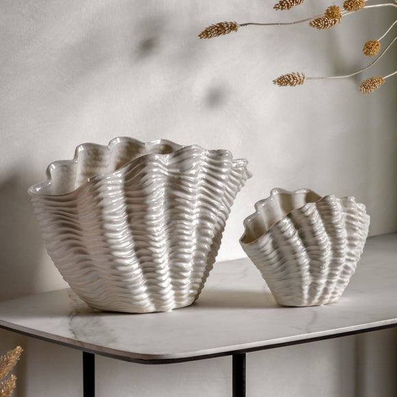 Ribbed Shell Ceramic Vase 6