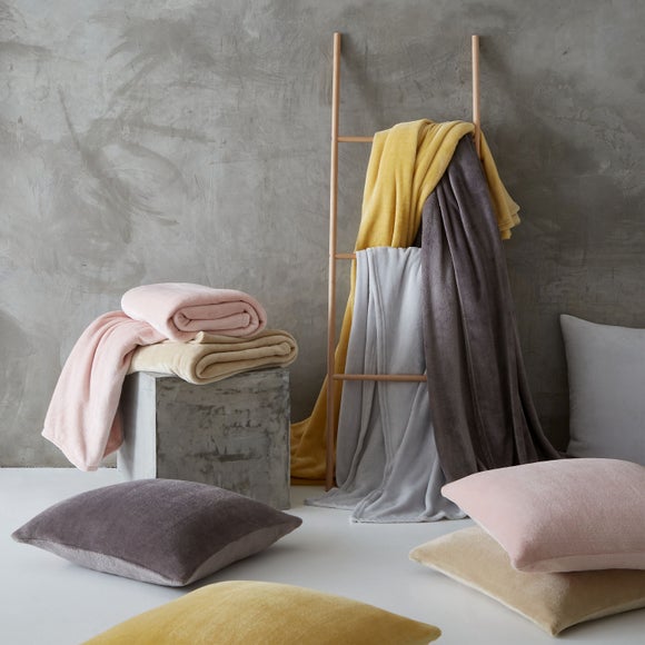 Catherine Lansfield Raschel Velvet Touch Throw Blanket 130cm x 170cm 2