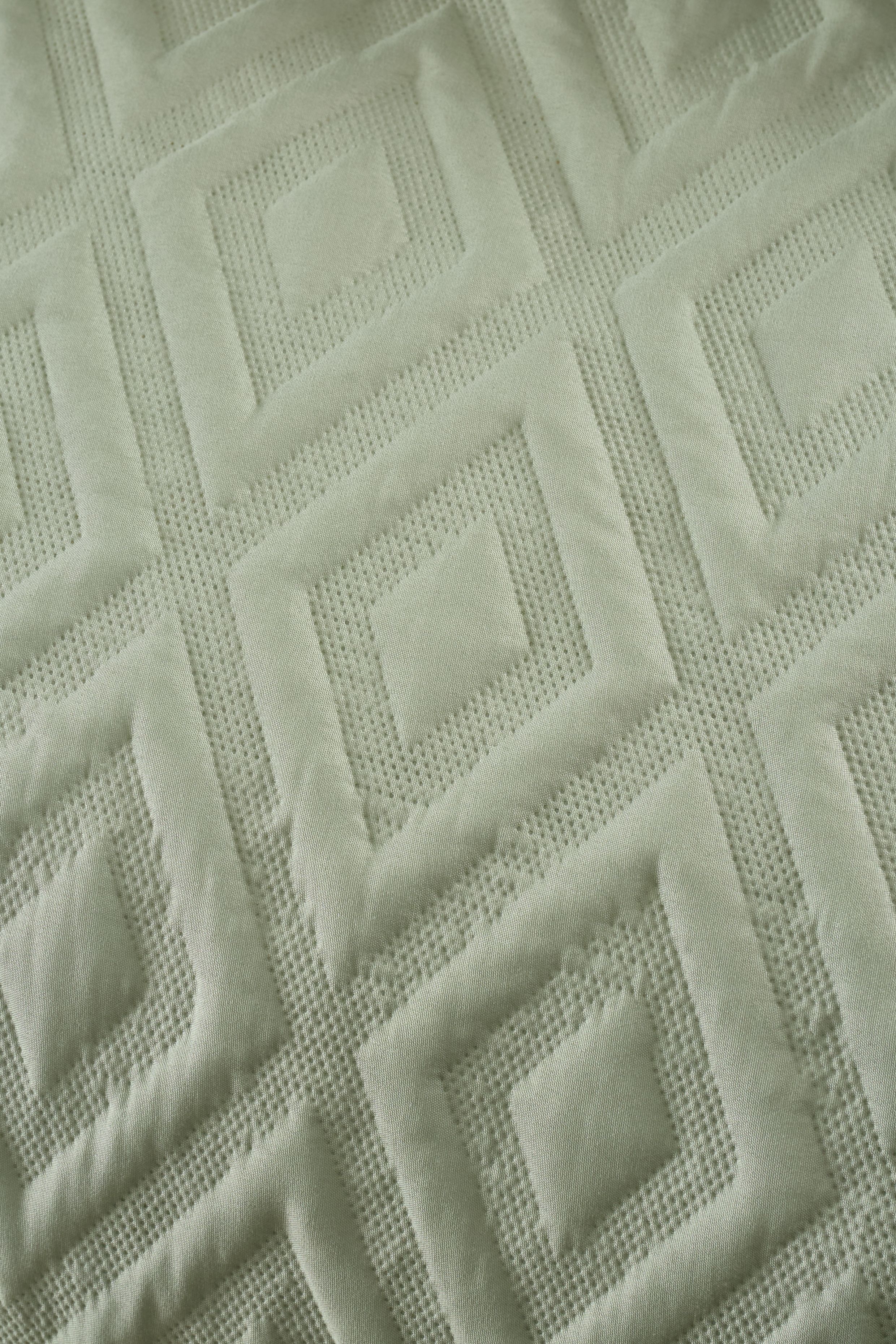 Catherine Lansfield 'Jacob Geo' Soft Touch Duvet Cover Set in Light Green 4