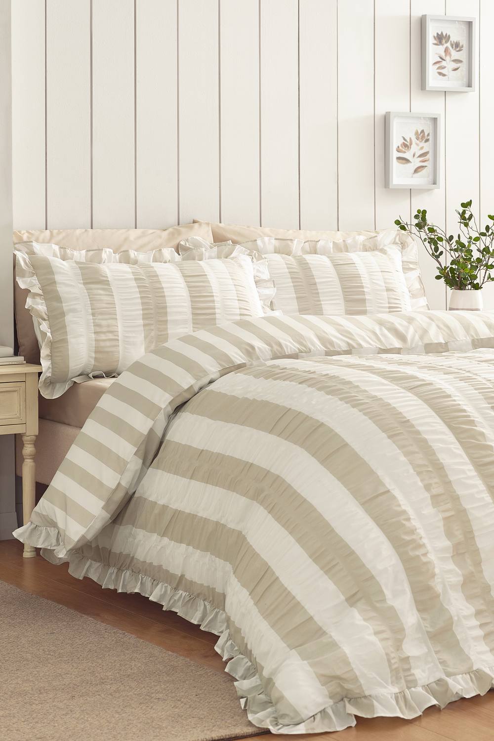 Catherine Lansfield 'Seersucker Frill Stripe' Duvet Cover Set in Natural