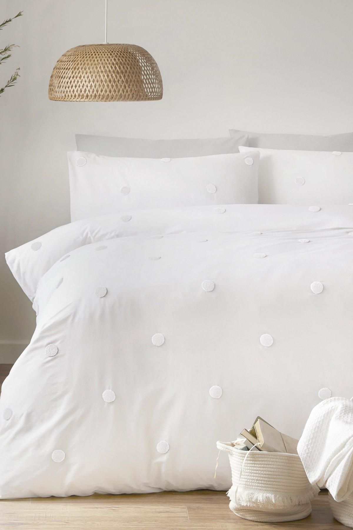Appletree 'Dot Garden' 100% Cotton Embellished Duvet Cover Set in White