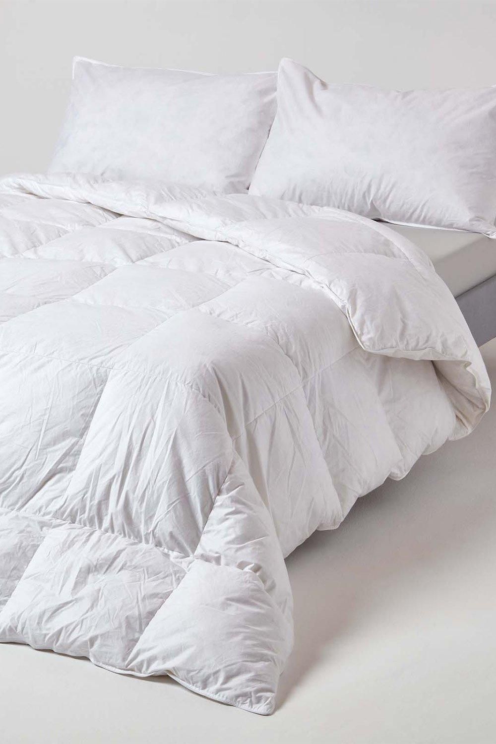 Homescapes Duck Feather & Down 10.5 Tog Autumn Duvet in White