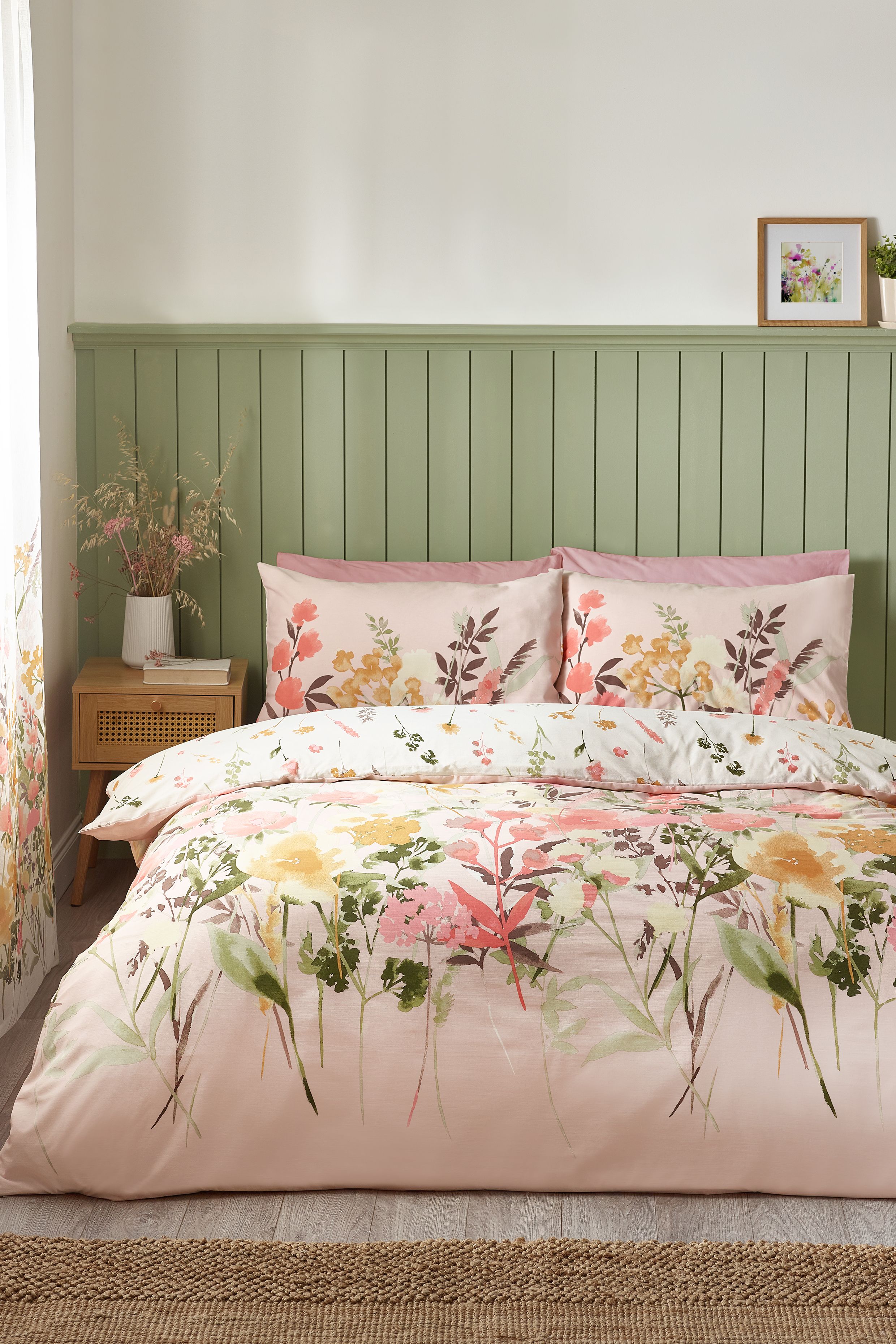 Catherine Lansfield 'Countryside Floral' Duvet Set in Pink