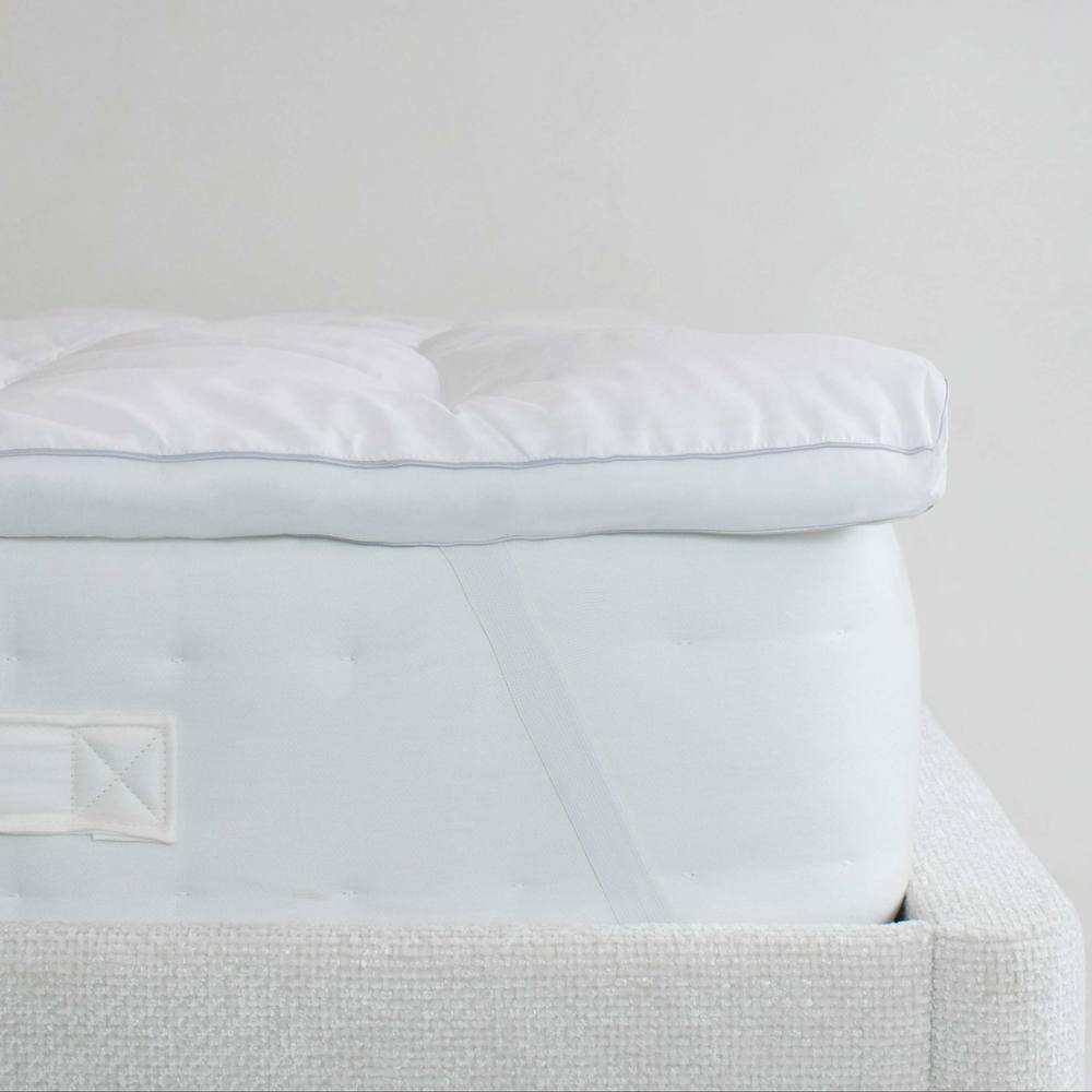 Essential Super Soft Mattress Topper in White
