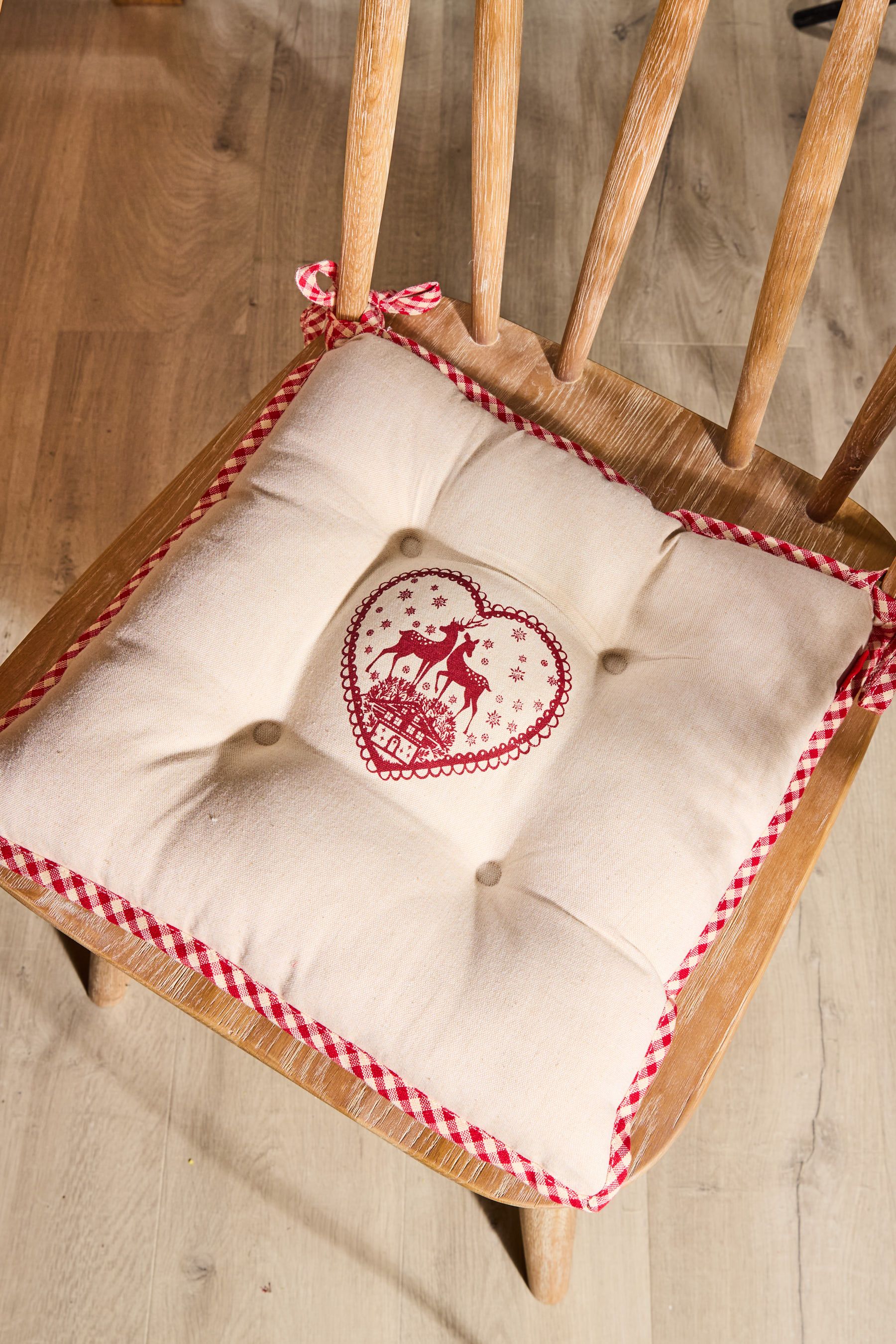 Dibor Set of 4 Traditional Gingham Stag Indoor Dining Chair Seat Pads L40cm x W40cm in White