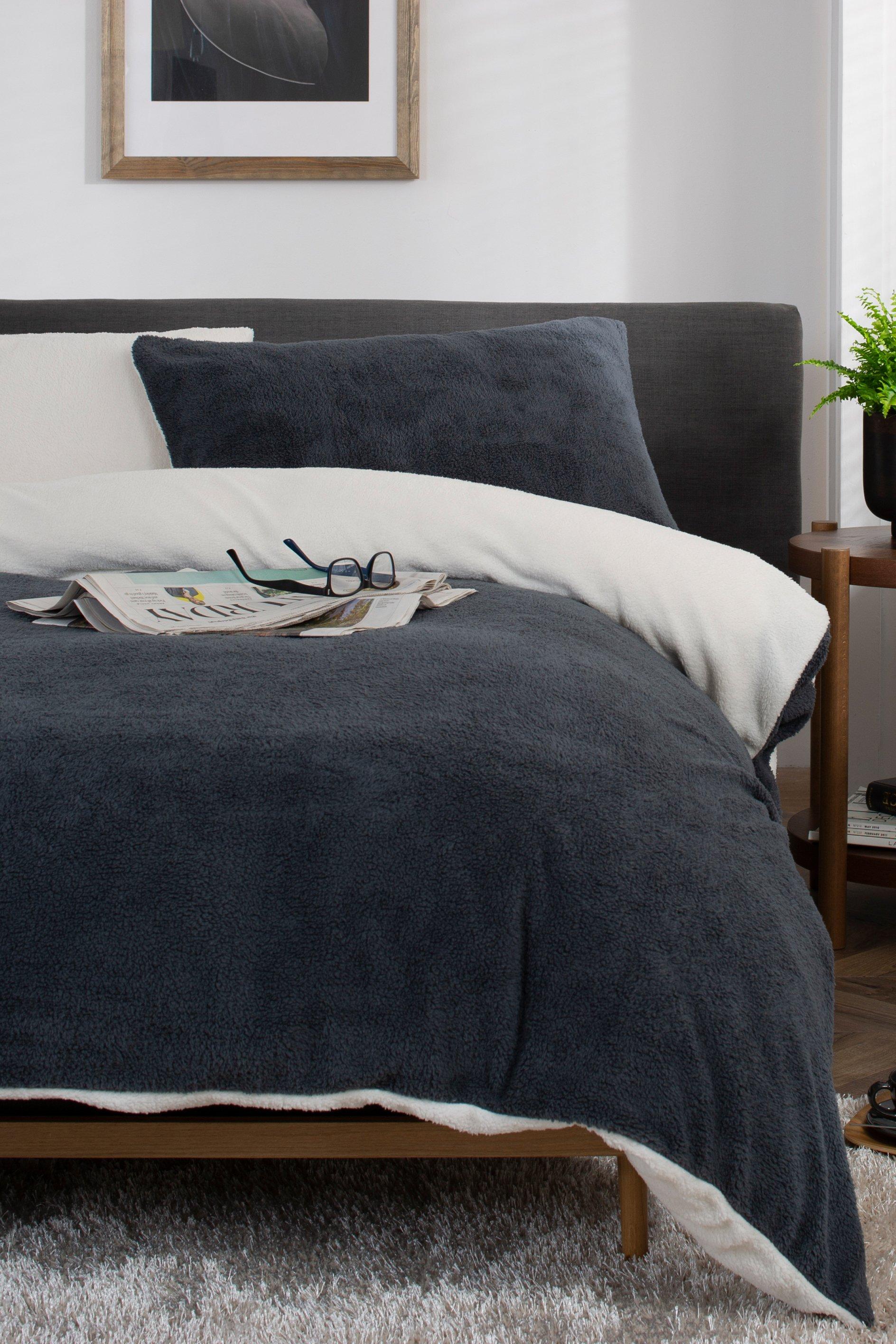 Teddington Double Duvet Set